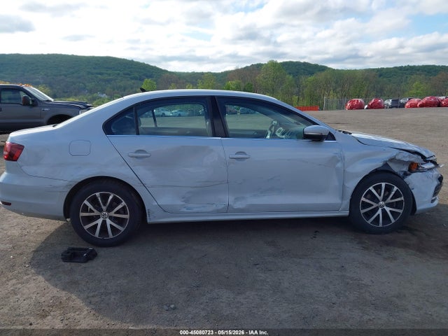 Aukcja sprzedaży 2017 Volkswagen Jetta 1.4t Se, vin: 3VWDB7AJ1HM254401, numer aukcji: 45080723