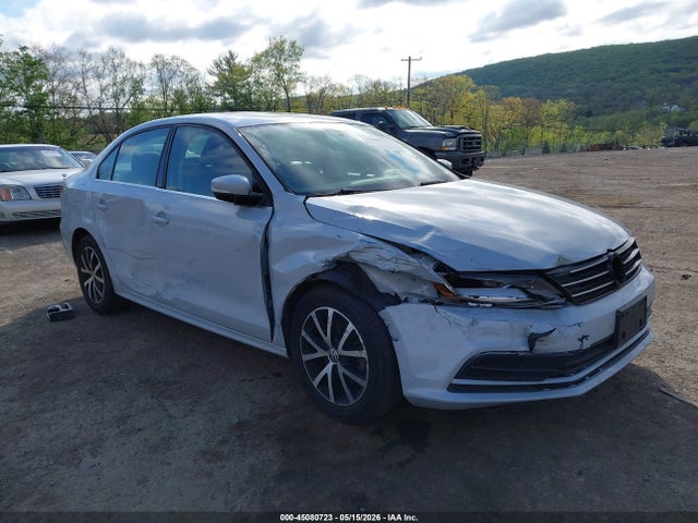 Aukcja sprzedaży 2017 Volkswagen Jetta 1.4t Se, vin: 3VWDB7AJ1HM254401, numer aukcji: 45080723
