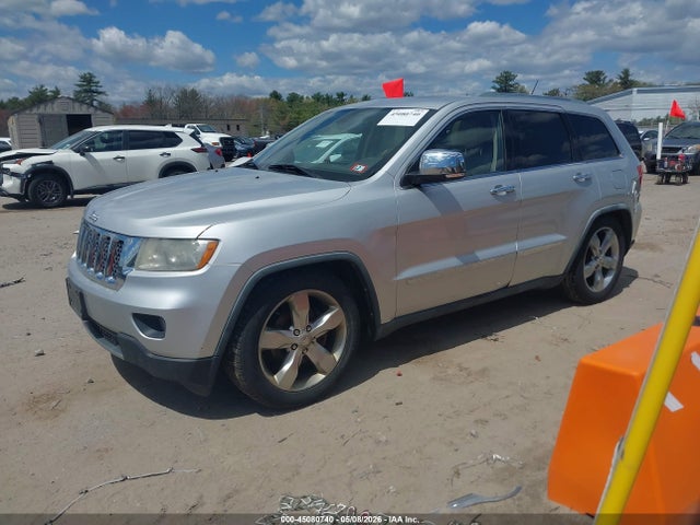 45080740 :رقم المزاد ، 1J4RR6GG7BC744953 vin ، 2011 Jeep Grand Cherokee Overland مزاد بيع