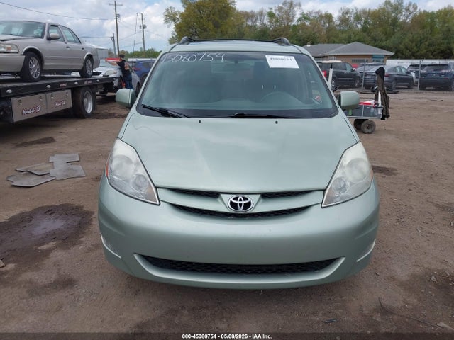 Продажа на аукционе авто 2010 Toyota Sienna Xle, vin: 5TDYK4CC5AS320729, номер лота: 45080754