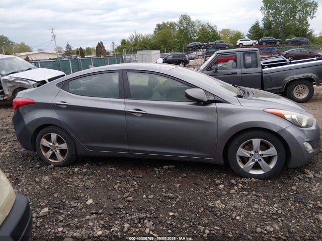 2012 Hyundai Elantra Gls მანქანა იყიდება აუქციონზე, vin: 5NPDH4AE7CH117237, აუქციონის ნომერი: 45080769