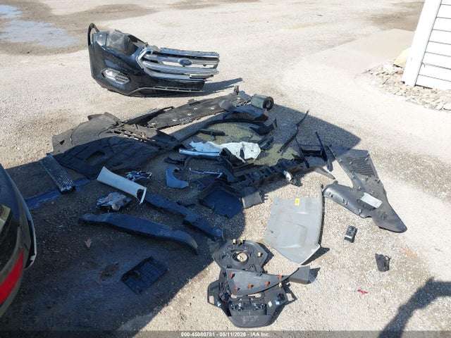 2017 Ford Escape Se მანქანა იყიდება აუქციონზე, vin: 1FMCU9GD6HUD07106, აუქციონის ნომერი: 45080781