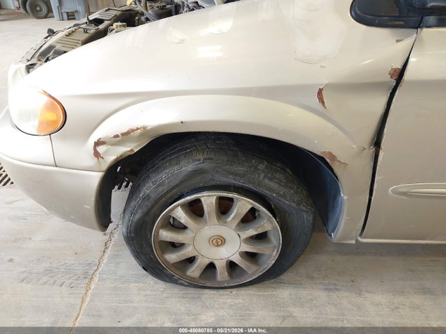 Продажа на аукционе авто 2002 Chrysler Town & Country Ex, vin: 2C8GP74L62R590963, номер лота: 45080785