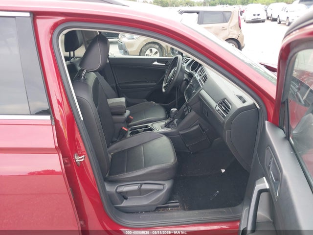 45080835 :رقم المزاد ، 3VV3B7AX3MM055798 vin ، 2021 Volkswagen Tiguan 2.0t Se/2.0t Se R-line Black/2.0t Sel مزاد بيع