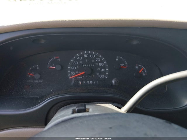 45080838 :رقم المزاد ، 1FTSE34F4YHB40169 vin ، 2000 Ford E-350 Super Duty Commercial/recreational مزاد بيع