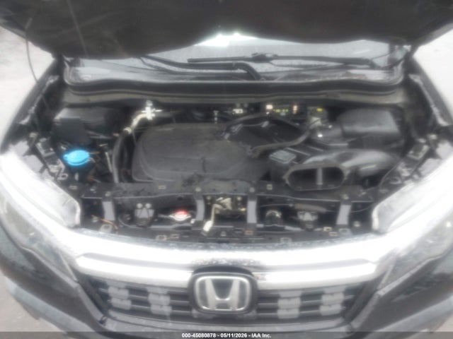 45080878 :رقم المزاد ، 5FPYK3F79HB015877 vin ، 2017 Honda Ridgeline Rtl-e مزاد بيع
