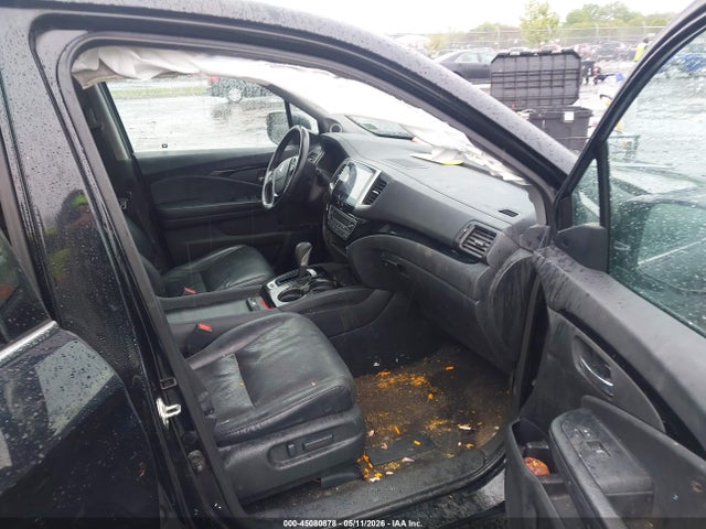 45080878 :رقم المزاد ، 5FPYK3F79HB015877 vin ، 2017 Honda Ridgeline Rtl-e مزاد بيع