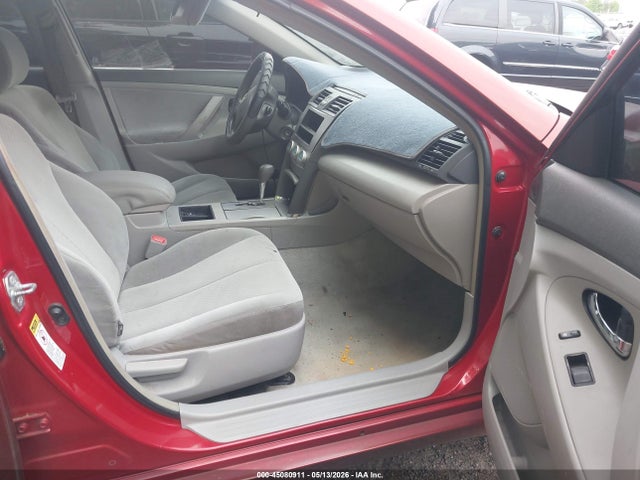 45080911 :رقم المزاد ، 4T1BE46K17U165323 vin ، 2007 Toyota Camry Le مزاد بيع
