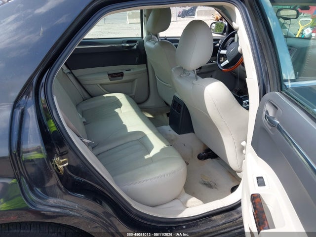 2005 Chrysler 300c მანქანა იყიდება აუქციონზე, vin: 2C3JA63HX5H104654, აუქციონის ნომერი: 45081013