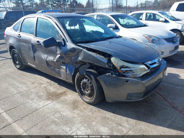 45081020 :رقم المزاد ، 1FAHP3ENXBW176659 vin ، 2011 Ford Focus S مزاد بيع