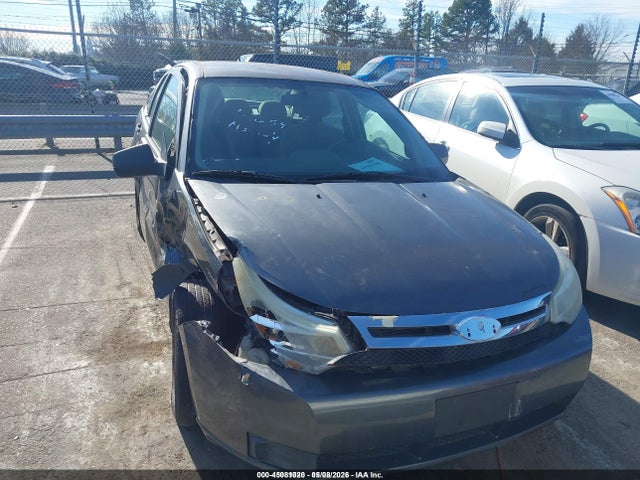 45081020 :رقم المزاد ، 1FAHP3ENXBW176659 vin ، 2011 Ford Focus S مزاد بيع
