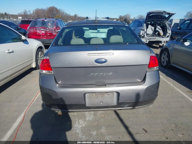 45081020 :رقم المزاد ، 1FAHP3ENXBW176659 vin ، 2011 Ford Focus S مزاد بيع