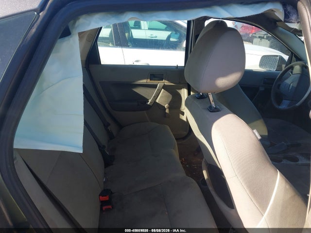 45081020 :رقم المزاد ، 1FAHP3ENXBW176659 vin ، 2011 Ford Focus S مزاد بيع