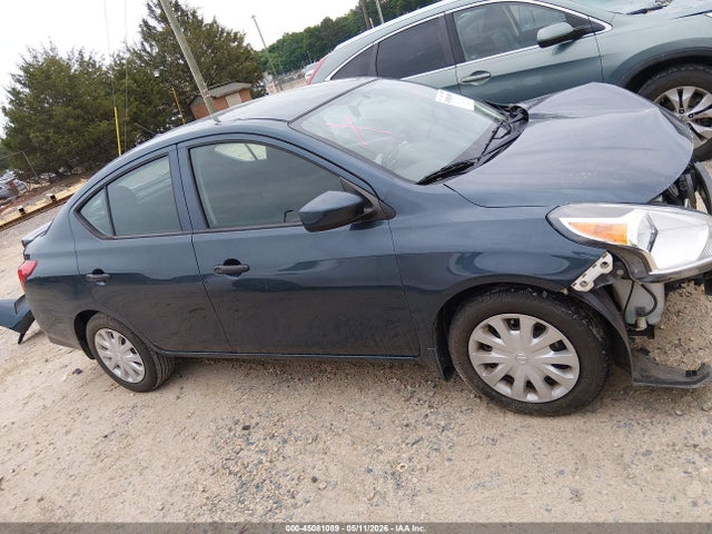Продаж на аукціоні авто 2017 Nissan Versa 1.6 S+, vin: 3N1CN7AP1HL810211, номер лоту: 45081089