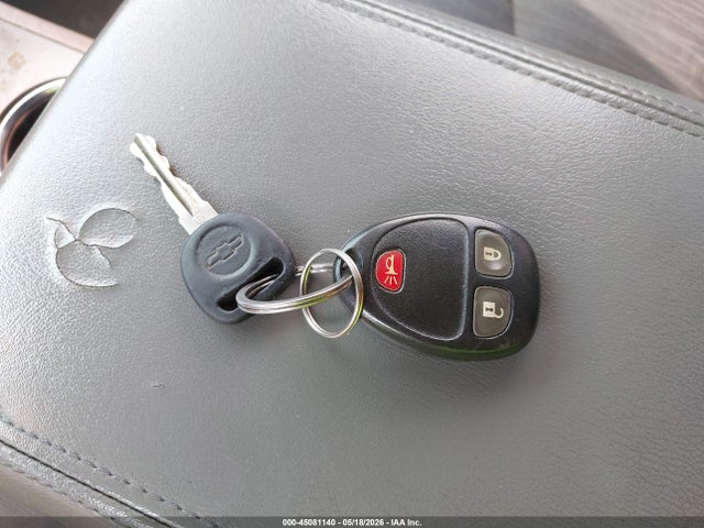 Chevrolet Traverse Ls 2017 1GNKRFEDXHJ169419 Image 11