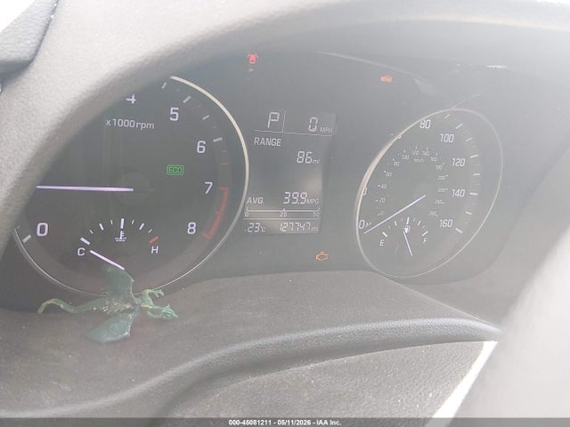 45081211 :رقم المزاد ، KMHD74LF2HU104235 vin ، 2017 Hyundai Elantra Se مزاد بيع