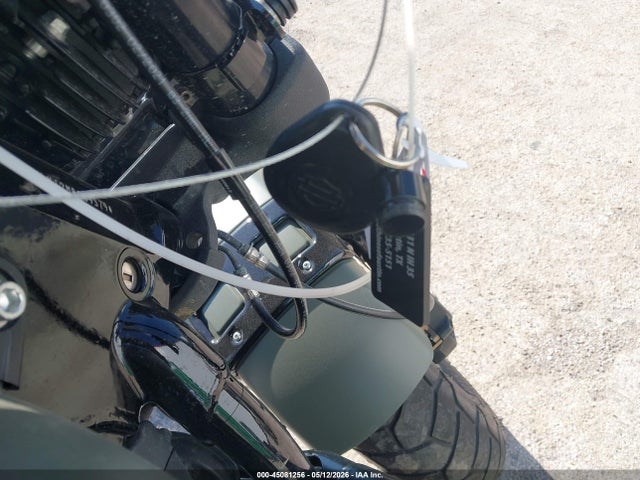 Harley-Davidson FXFBS 2021 1HD1YLK12MB069379 Image 11