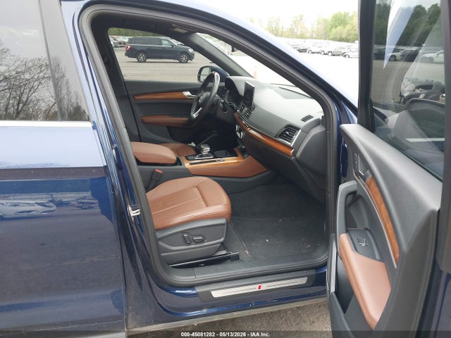 2023 Audi Q5 Premium Plus 45 Tfsi S Line Quattro მანქანა იყიდება აუქციონზე, vin: WA1EAAFY1P2048959, აუქციონის ნომერი: 45081282