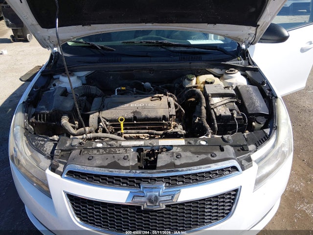1G1PA5SG8E7302159 Chevrolet Cruze Ls Auto