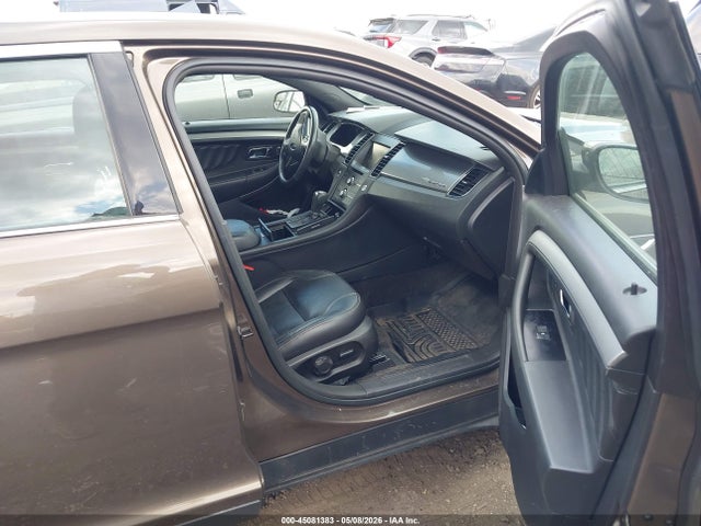 45081383 :رقم المزاد ، 1FAHP2E83FG161456 vin ، 2015 Ford Taurus Sel مزاد بيع
