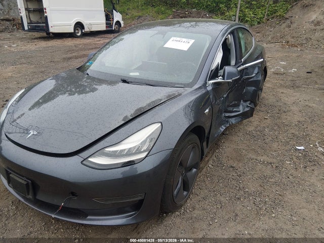 Продажа на аукционе авто 2019 Tesla Model 3 Long Range/mid Range/standard Range/standard Range Plus, vin: 5YJ3E1EA9KF307418, номер лота: 45081428