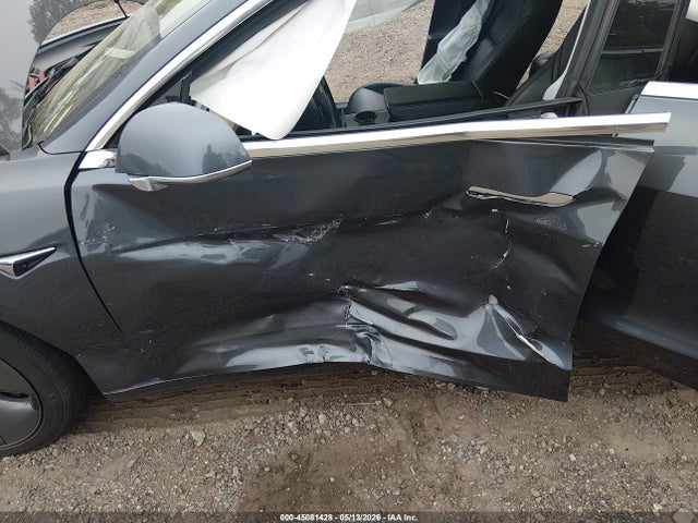 Продажа на аукционе авто 2019 Tesla Model 3 Long Range/mid Range/standard Range/standard Range Plus, vin: 5YJ3E1EA9KF307418, номер лота: 45081428