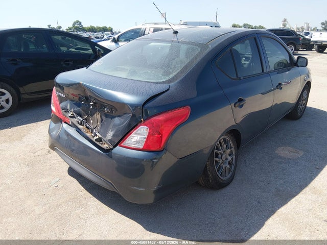 2015 Nissan Versa 1.6 S მანქანა იყიდება აუქციონზე, vin: 3N1CN7AP2FL803359, აუქციონის ნომერი: 45081437