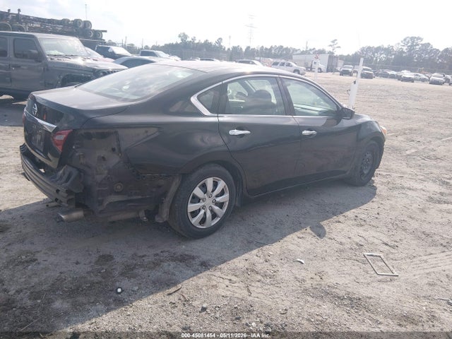 Nissan Altima 2.5 S 2018 1N4AL3AP4JC229151 Image 4