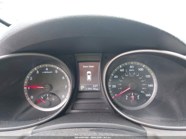 Продаж на аукціоні авто 2015 Hyundai Santa Fe Sport 2.4l, vin: 5XYZTDLBXFG283884, номер лоту: 45081460