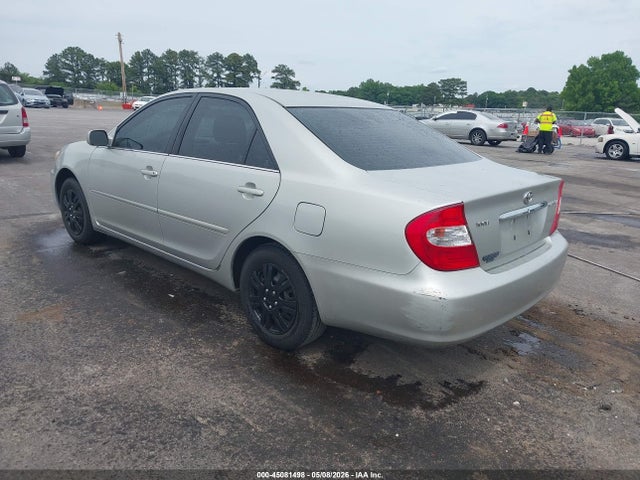 2002 Toyota Camry Le მანქანა იყიდება აუქციონზე, vin: 4T1BE32K92U595254, აუქციონის ნომერი: 45081498