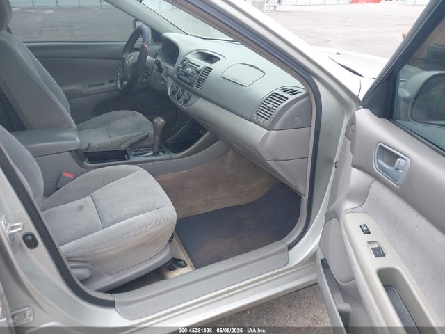 2002 Toyota Camry Le მანქანა იყიდება აუქციონზე, vin: 4T1BE32K92U595254, აუქციონის ნომერი: 45081498
