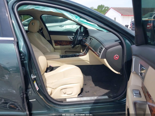 45081546 :رقم المزاد ، SAJWA0FBXCLS38149 vin ، 2012 Jaguar Xf مزاد بيع