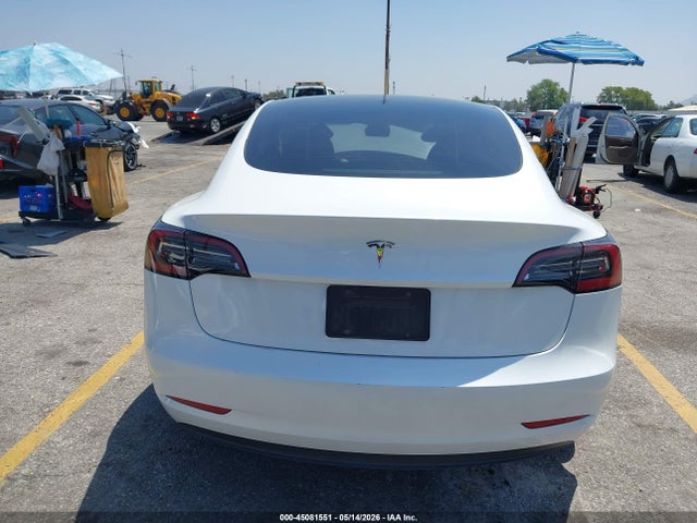 Tesla Model 3 Rear-wheel Drive 2023 5YJ3E1EA2PF581454 Image 16