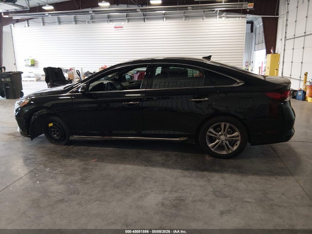 Продажа на аукционе авто 2018 Hyundai Sonata Sport+, vin: 5NPE34AF5JH702911, номер лота: 45081586