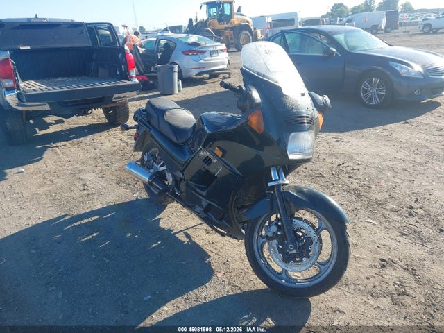 45081598 :رقم المزاد ، JKAZGCA16WB511117 vin ، 1998 Kawasaki Zg1000 مزاد بيع