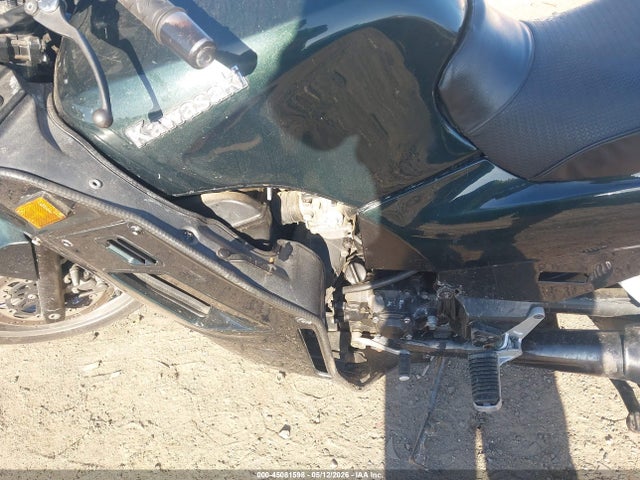 45081598 :رقم المزاد ، JKAZGCA16WB511117 vin ، 1998 Kawasaki Zg1000 مزاد بيع