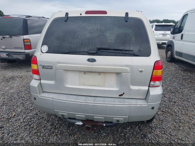 45081605 :رقم المزاد ، 1FMCU04165KD52284 vin ، 2005 Ford Escape Limited مزاد بيع