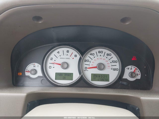 45081605 :رقم المزاد ، 1FMCU04165KD52284 vin ، 2005 Ford Escape Limited مزاد بيع