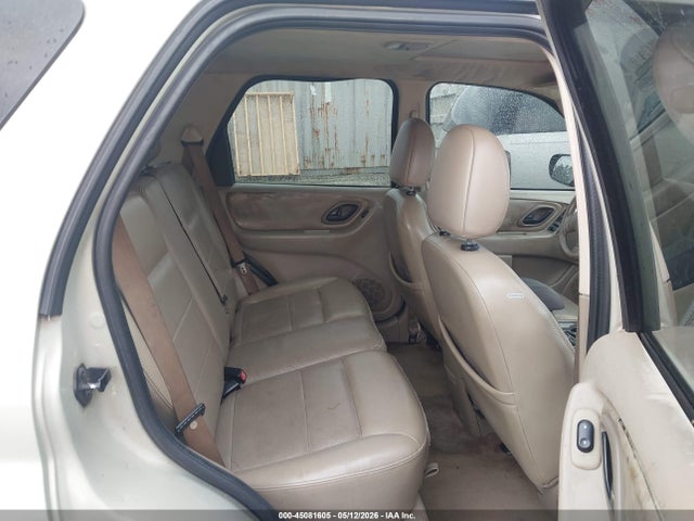 45081605 :رقم المزاد ، 1FMCU04165KD52284 vin ، 2005 Ford Escape Limited مزاد بيع