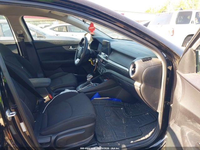 2021 Kia Forte Fe მანქანა იყიდება აუქციონზე, vin: 3KPF24AD4ME404641, აუქციონის ნომერი: 45081626