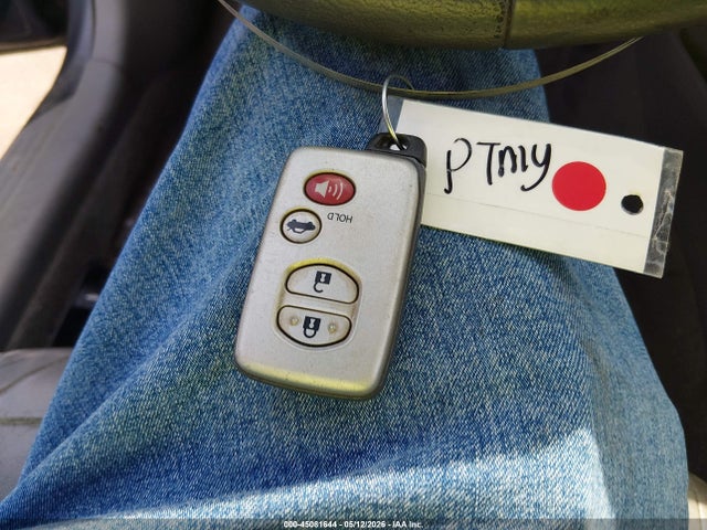 Продажа на аукционе авто 2010 Toyota Camry Xle, vin: 4T1BF3EK1AU560196, номер лота: 45081644