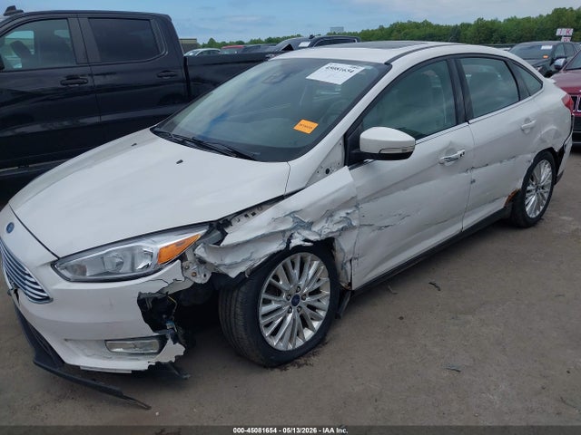 Продажа на аукционе авто 2016 Ford Focus Titanium, vin: 1FADP3J24GL201929, номер лота: 45081654