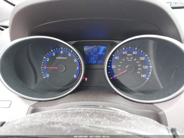 45081660 :رقم المزاد ، KM8JUCAGXFU101159 vin ، 2015 Hyundai Tucson Limited مزاد بيع