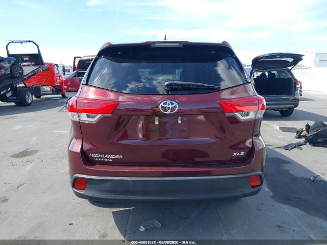 45081676 :رقم المزاد ، 5TDKZRFH1HS232325 vin ، 2017 Toyota Highlander Xle مزاد بيع