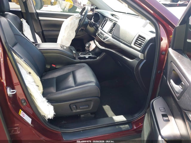 45081676 :رقم المزاد ، 5TDKZRFH1HS232325 vin ، 2017 Toyota Highlander Xle مزاد بيع