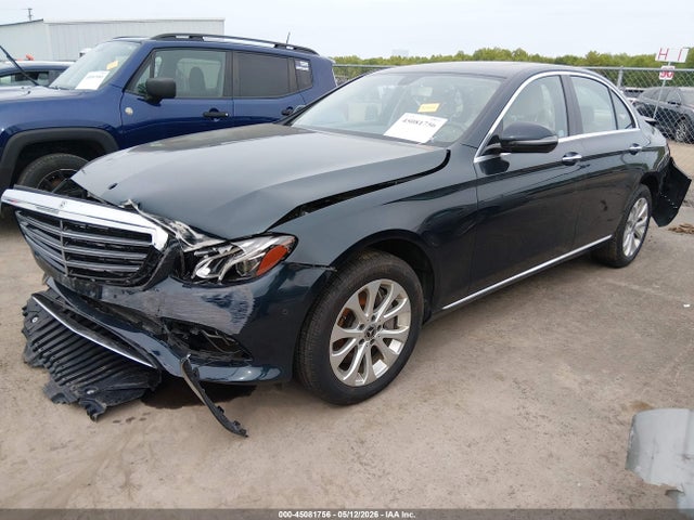 2017 Mercedes-benz E 300 4matic მანქანა იყიდება აუქციონზე, vin: WDDZF4KB0HA273303, აუქციონის ნომერი: 45081756
