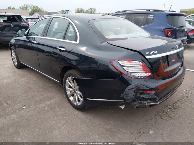 2017 Mercedes-benz E 300 4matic მანქანა იყიდება აუქციონზე, vin: WDDZF4KB0HA273303, აუქციონის ნომერი: 45081756