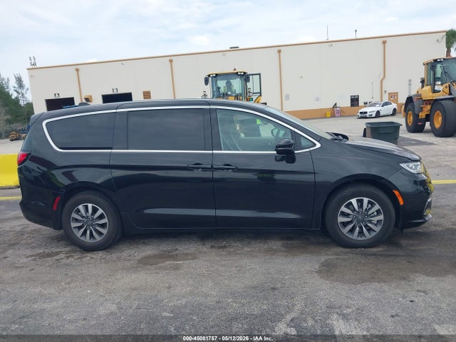 Продаж на аукціоні авто 2024 Chrysler Pacifica Hybrid Select, vin: 2C4RC1S71RR102893, номер лоту: 45081757