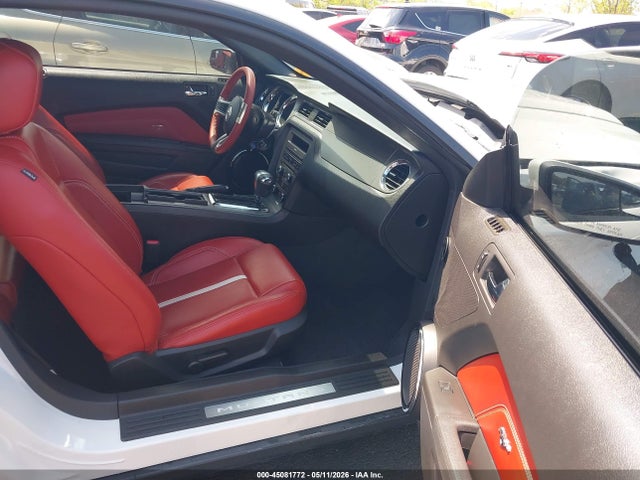 2011 Ford Mustang Gt Premium მანქანა იყიდება აუქციონზე, vin: 1ZVBP8CF7B5164898, აუქციონის ნომერი: 45081772
