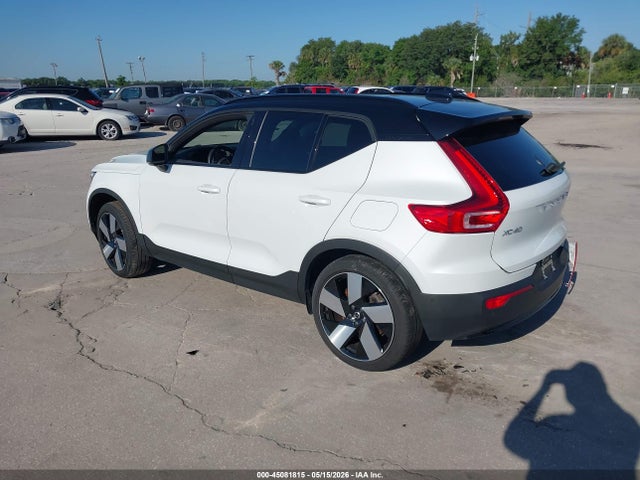Volvo Xc40 Recharge Pure Electric Plus 2024 YV4EH3HL4R2266991 Image 3